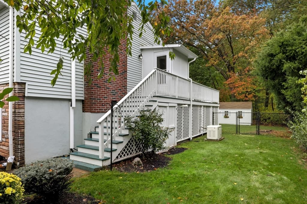 Single Family Residence at 12 Mansfield St, Peabody MA 01960, Peabody, photo 3 of 25