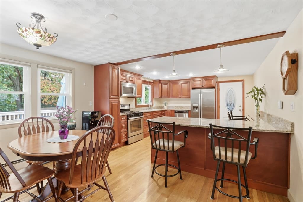 Single Family Residence at 12 Mansfield St, Peabody MA 01960, Peabody, photo 8 of 25