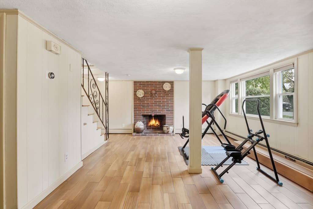 Single Family Residence at 12 Mansfield St, Peabody MA 01960, Peabody, photo 21 of 25