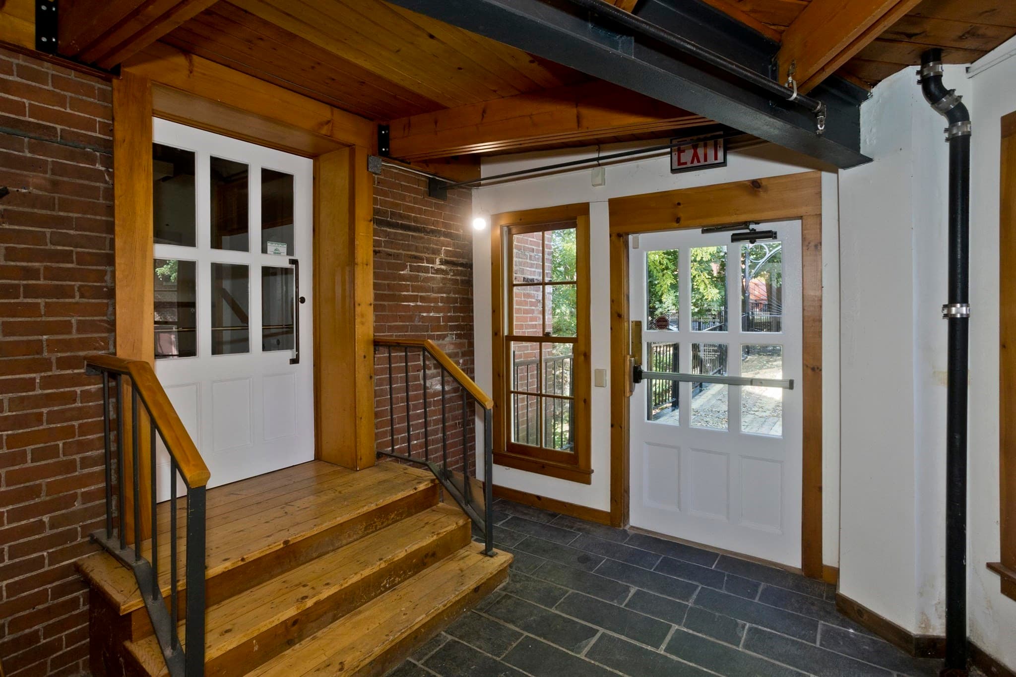 5-9 Family at 244 Main St, Northampton MA 01060, Northampton, photo 22 of 28