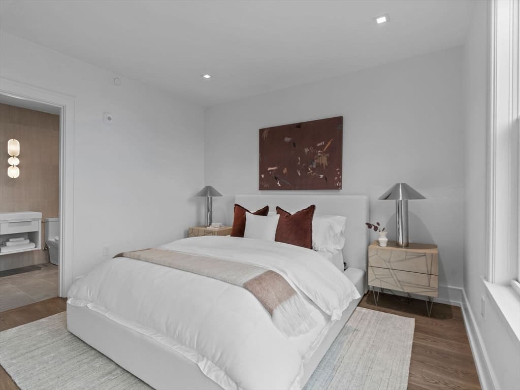 Condominium at 561 East Broadway # 561, Boston MA 02127, Boston, photo 33 of 40