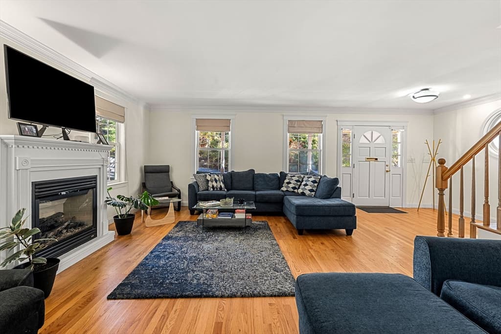 Single Family Residence at 50 Heron St, Boston MA 02132, Boston, photo 14 of 39