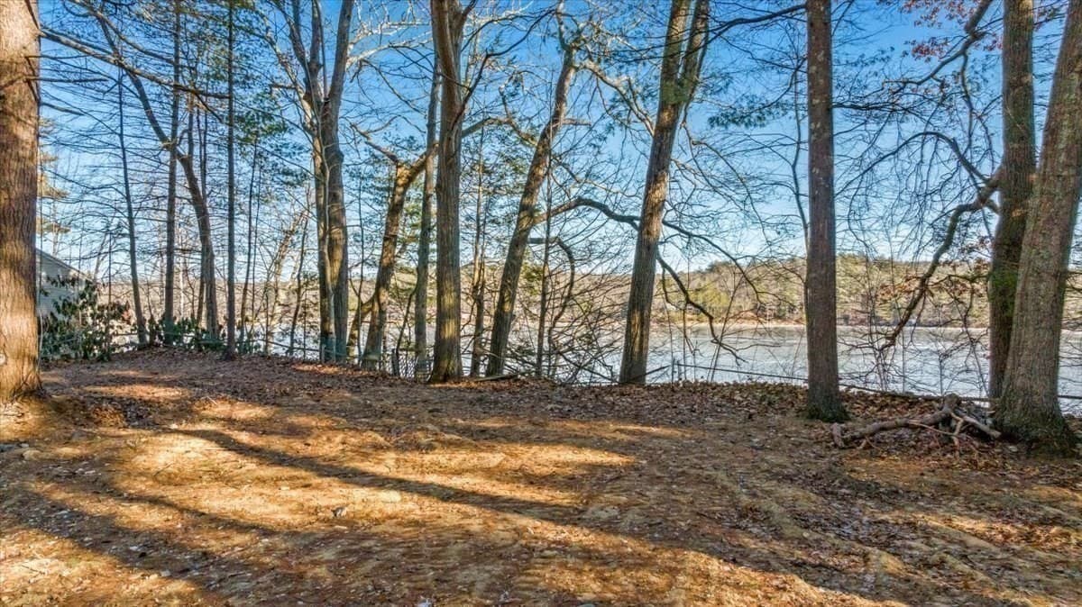Residential at 1 Lane 22, Brookfield MA 01506, photo 8 of 24