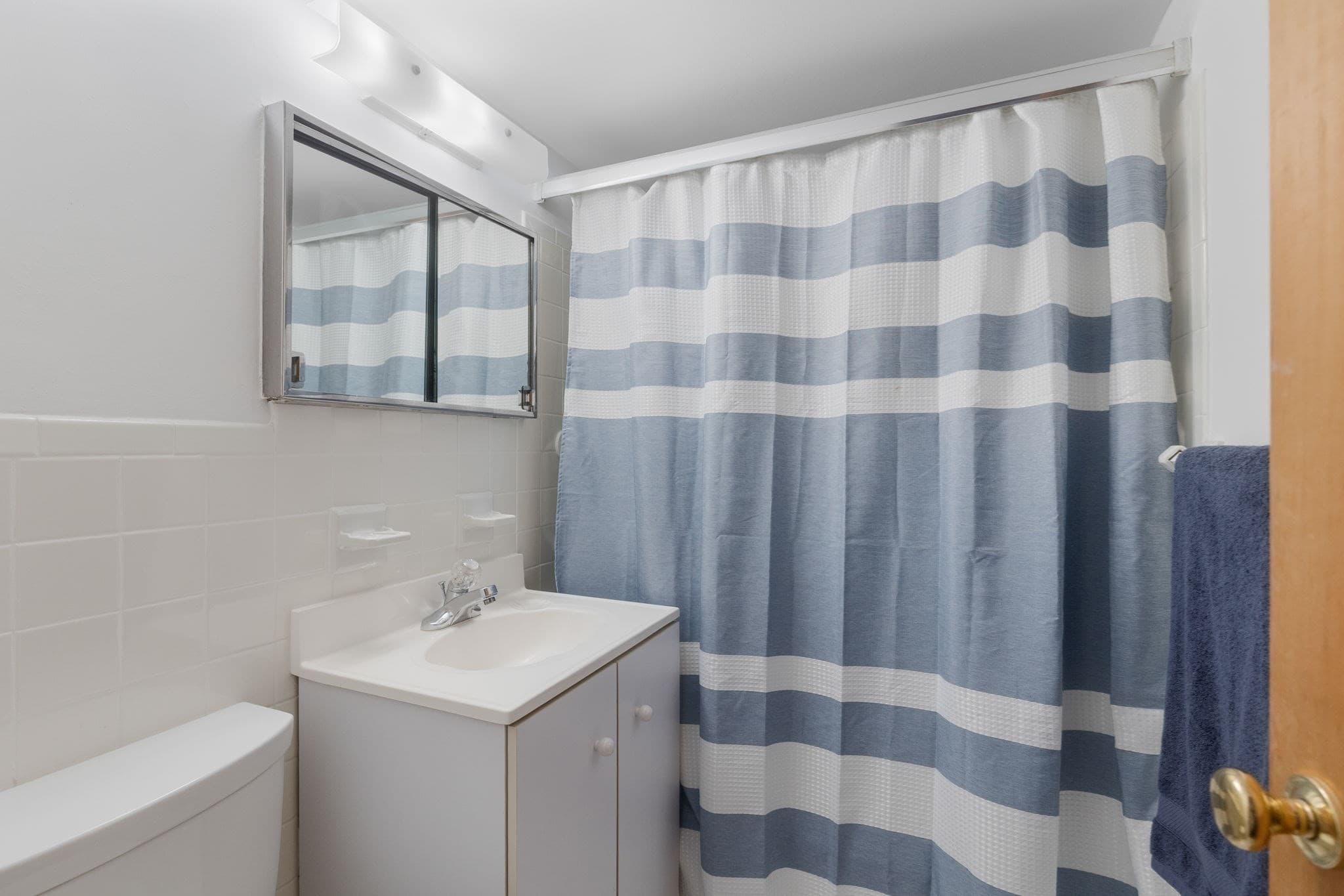 Condominium at 6 Whittier Pl, Boston MA 02114, photo 23 of 31