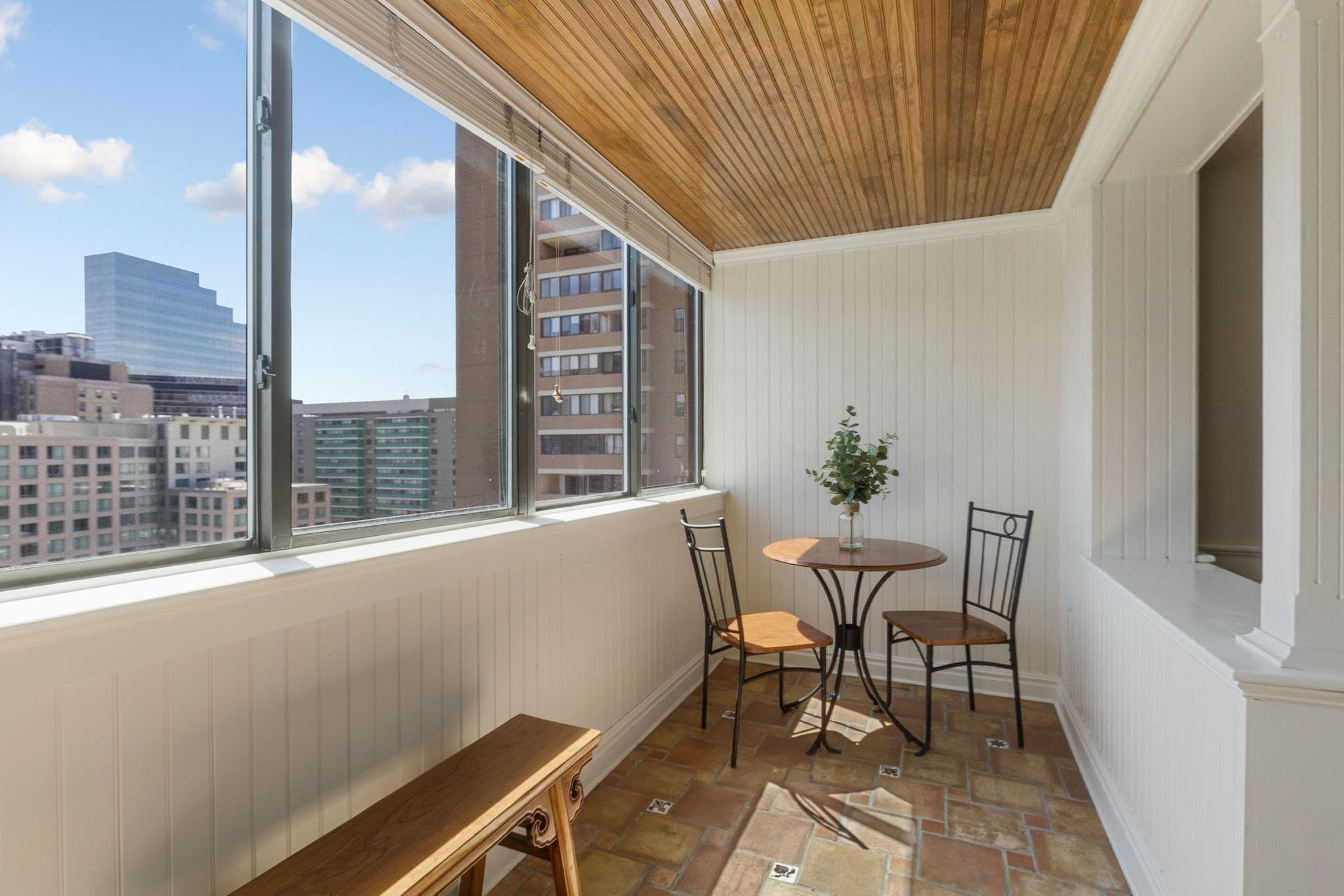 Condominium at 6 Whittier Pl, Boston MA 02114, photo 12 of 31