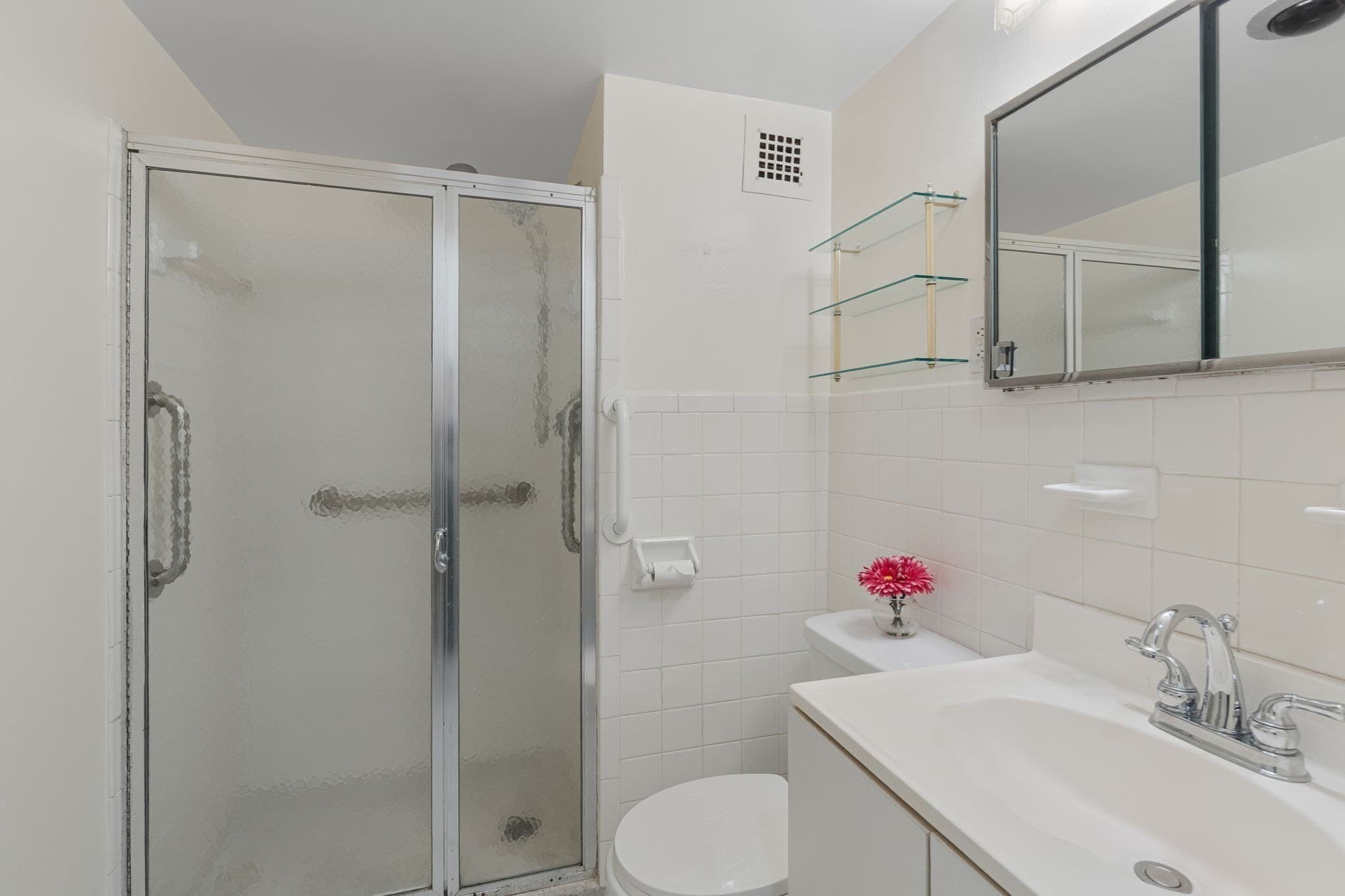 Condominium at 6 Whittier Pl, Boston MA 02114, photo 22 of 31