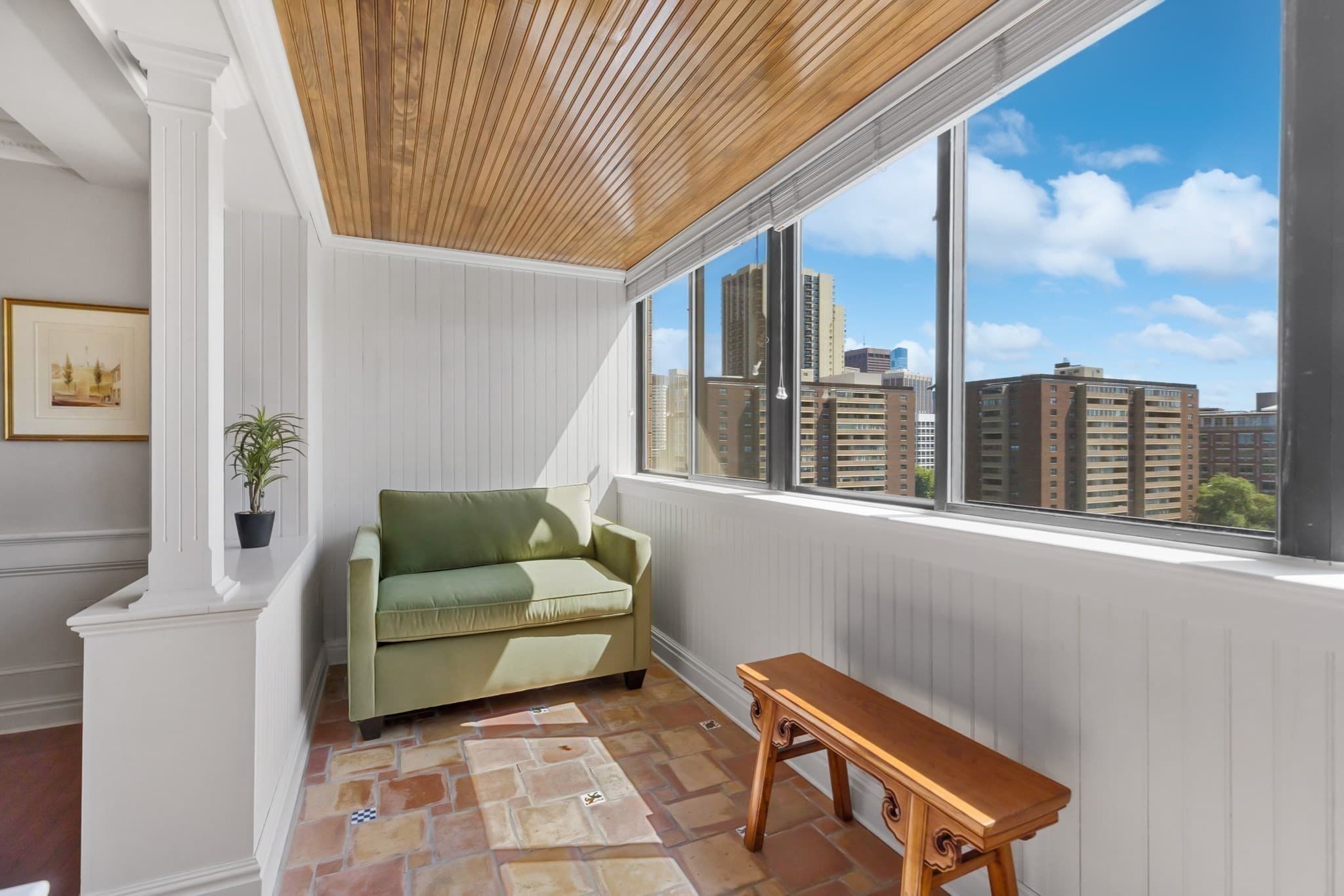 Condominium at 6 Whittier Pl, Boston MA 02114, photo 11 of 31
