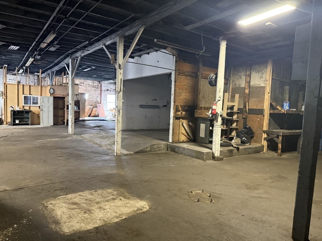 31 Scott St, New Bedford MA 02744 photo 13