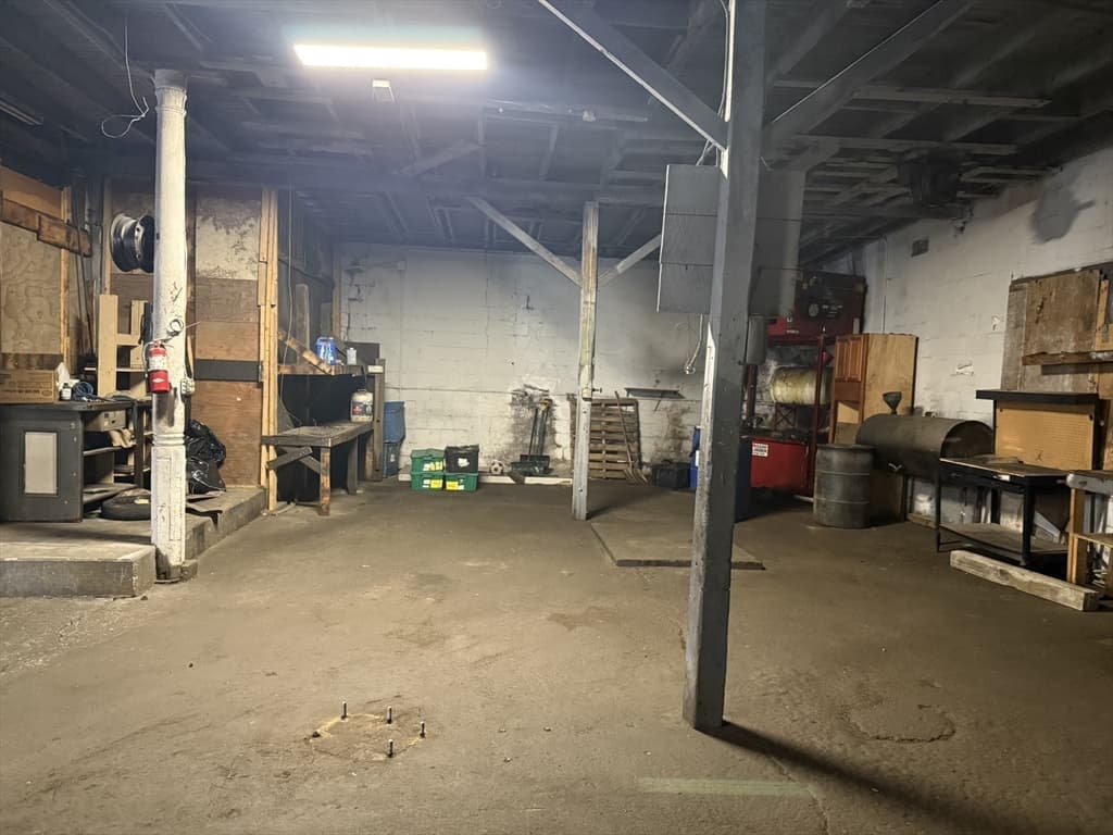 31 Scott St, New Bedford MA 02744 photo 9