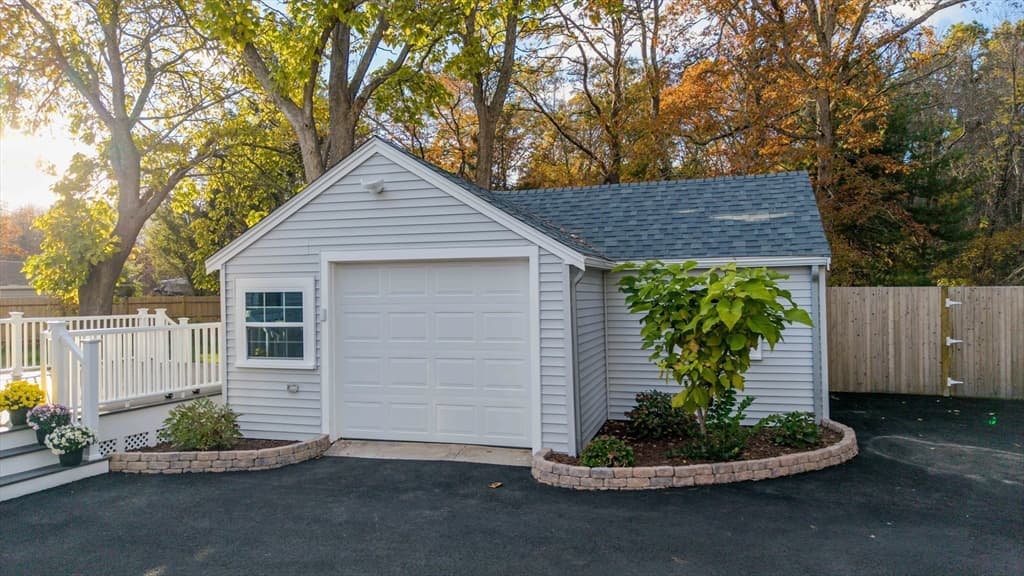 Single Family Residence at 245 Wareham Rd, Marion MA 02738, Marion, photo 36 of 42