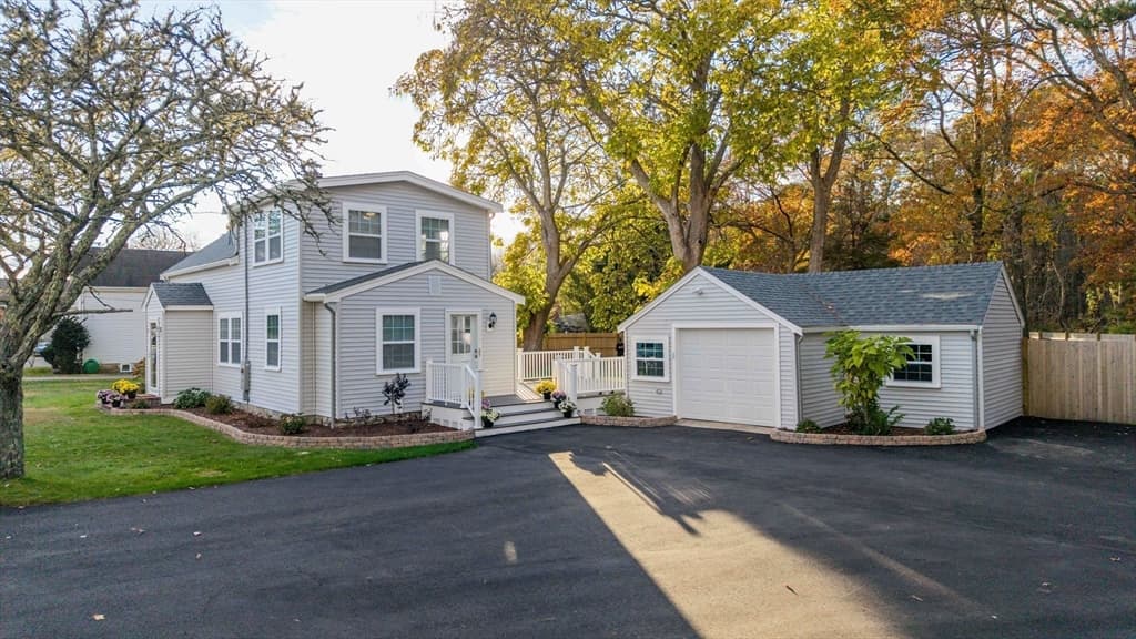 Single Family Residence at 245 Wareham Rd, Marion MA 02738, Marion, photo 5 of 42