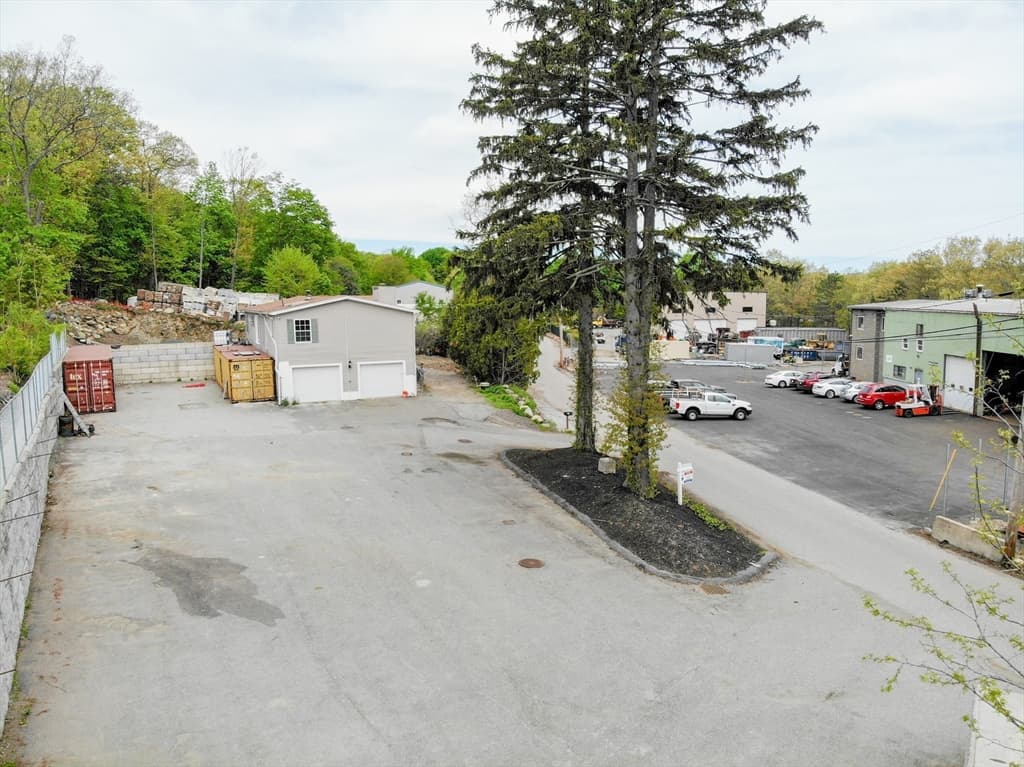 25 Popes Ln, Danvers MA 01923