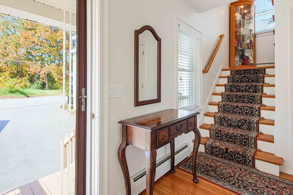 Single Family Residence at 26 Cedar Lake Dr, Sturbridge MA 01566, Sturbridge, photo 26 of 37