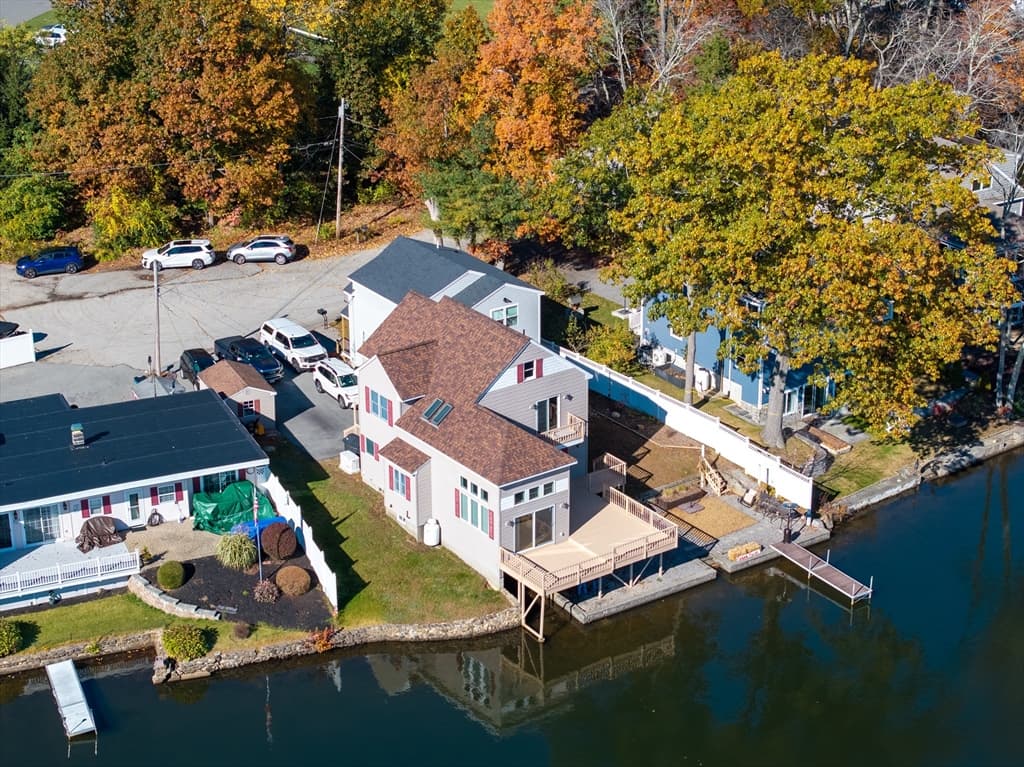 Single Family Residence at 26 Cedar Lake Dr, Sturbridge MA 01566, Sturbridge, photo 14 of 37
