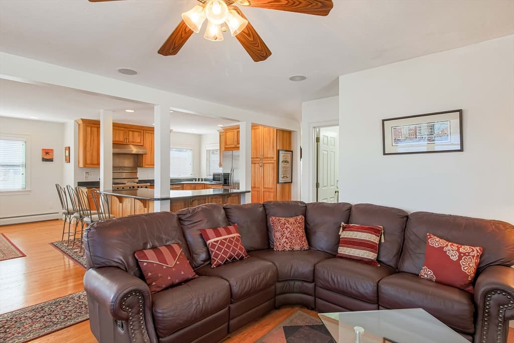 Single Family Residence at 26 Cedar Lake Dr, Sturbridge MA 01566, Sturbridge, photo 18 of 37