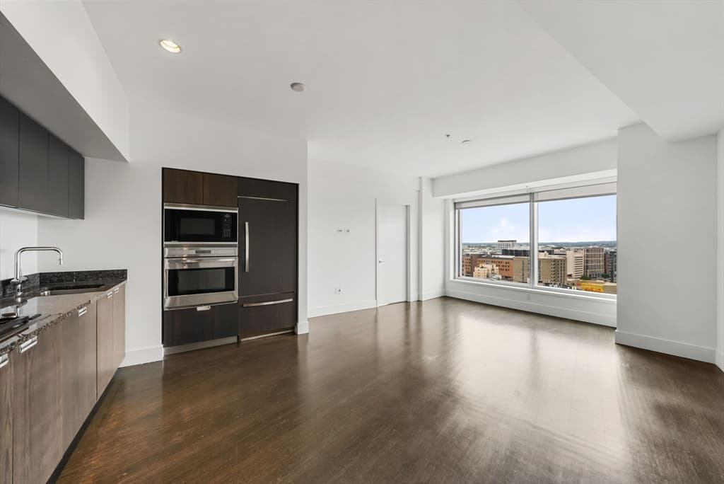 110 Stuart St # 19H, Boston MA 02116