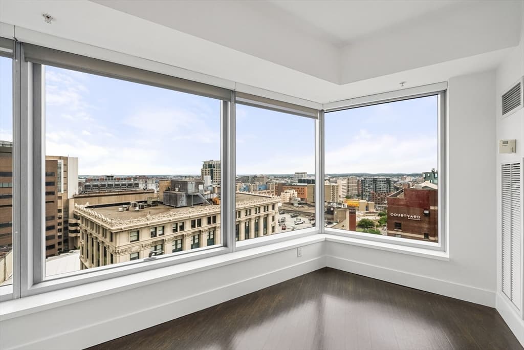 Condominium at 110 Stuart St # 19H, Boston MA 02116, photo 15 of 24