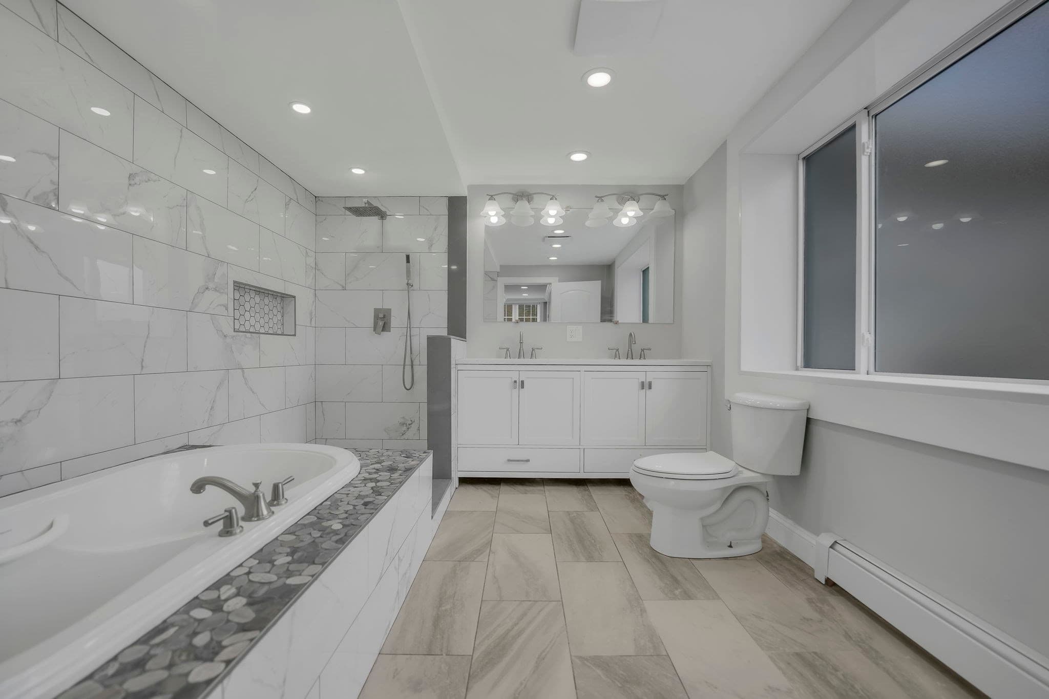Single Family Residence at 128 Old Bedford Rd, Westport MA 02790, photo 22 of 41