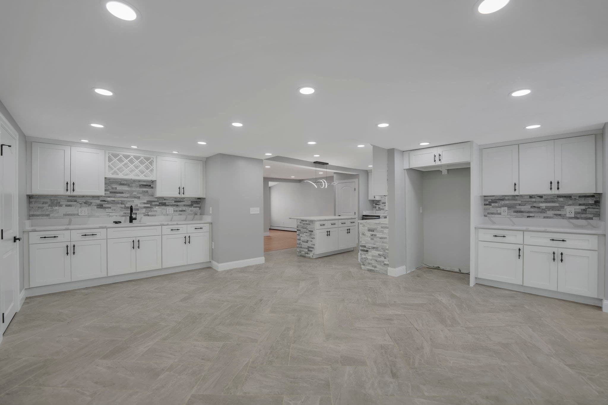 Single Family Residence at 128 Old Bedford Rd, Westport MA 02790, photo 14 of 41