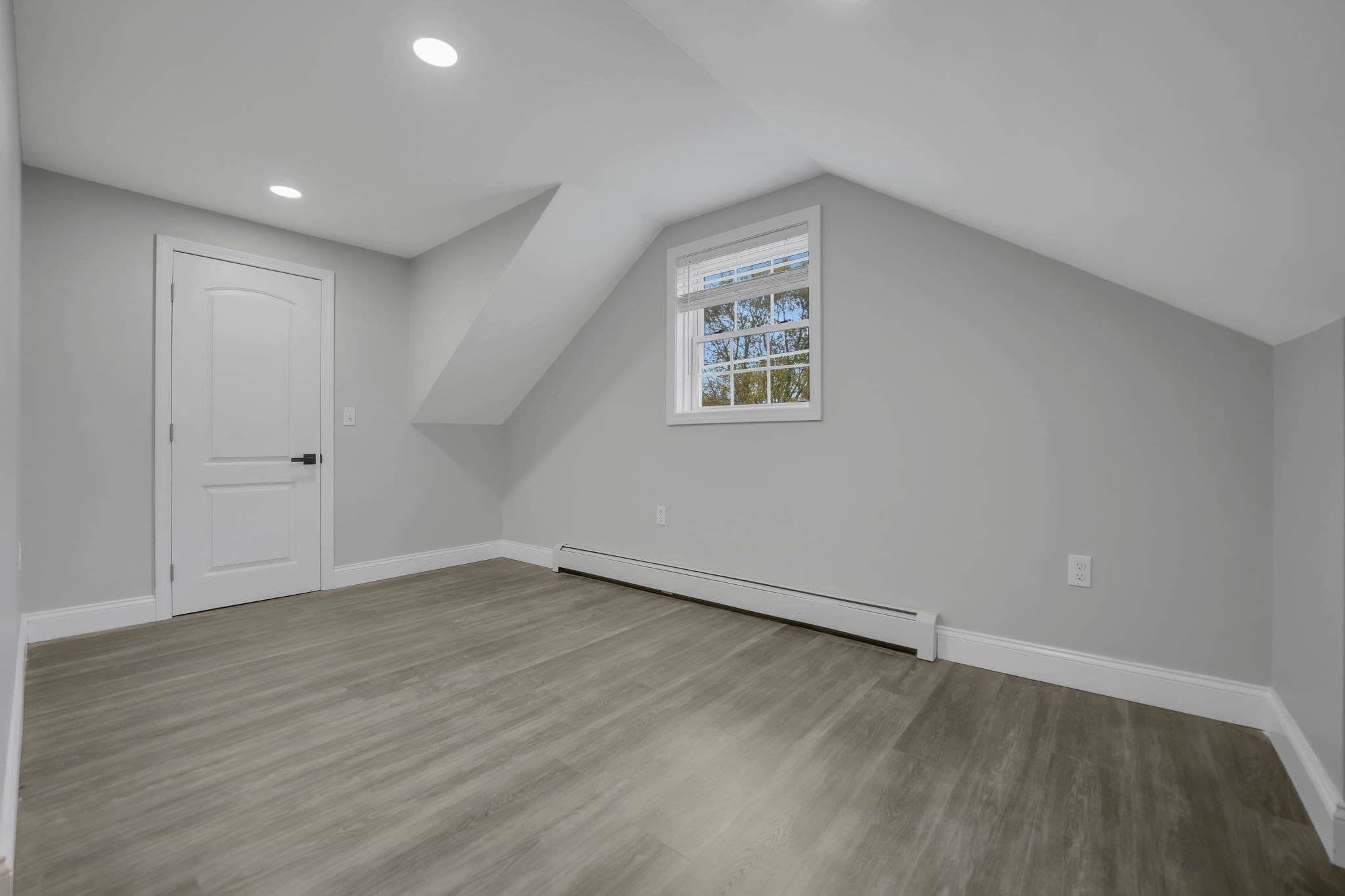 Single Family Residence at 128 Old Bedford Rd, Westport MA 02790, photo 31 of 41