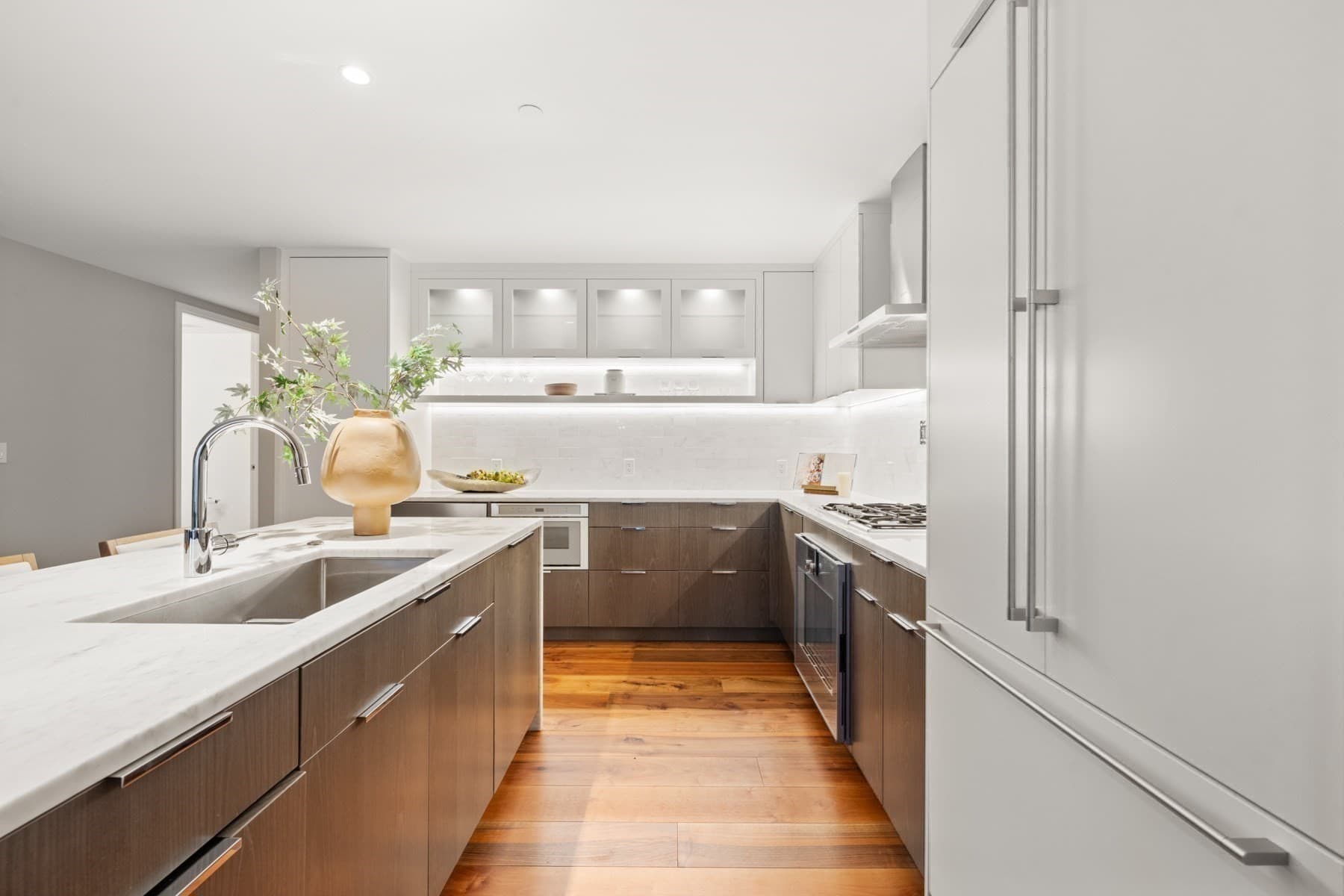 Condominium at 300 Pier 4 Blvd # 7G, Boston MA 02210, photo 9 of 39