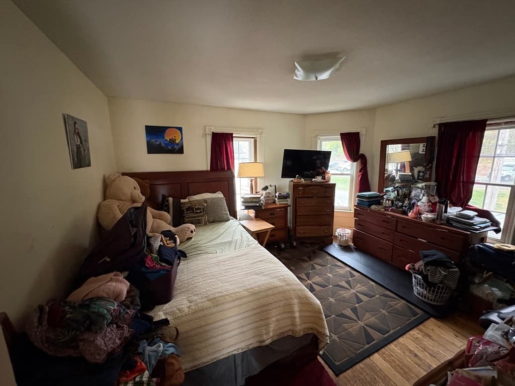 Single Family Residence at 958 Main St, Holyoke MA 01040, Holyoke, photo 10 of 18