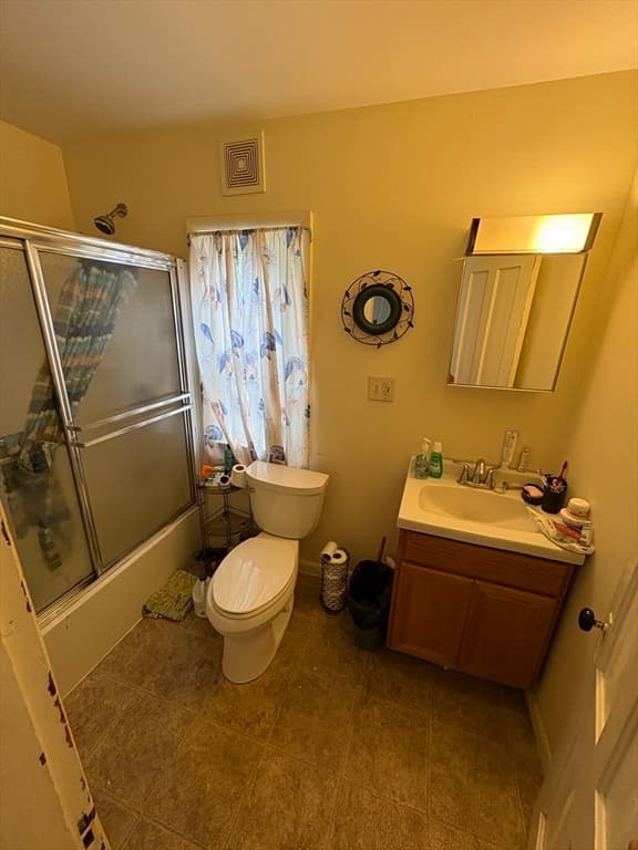 Single Family Residence at 958 Main St, Holyoke MA 01040, Holyoke, photo 14 of 18