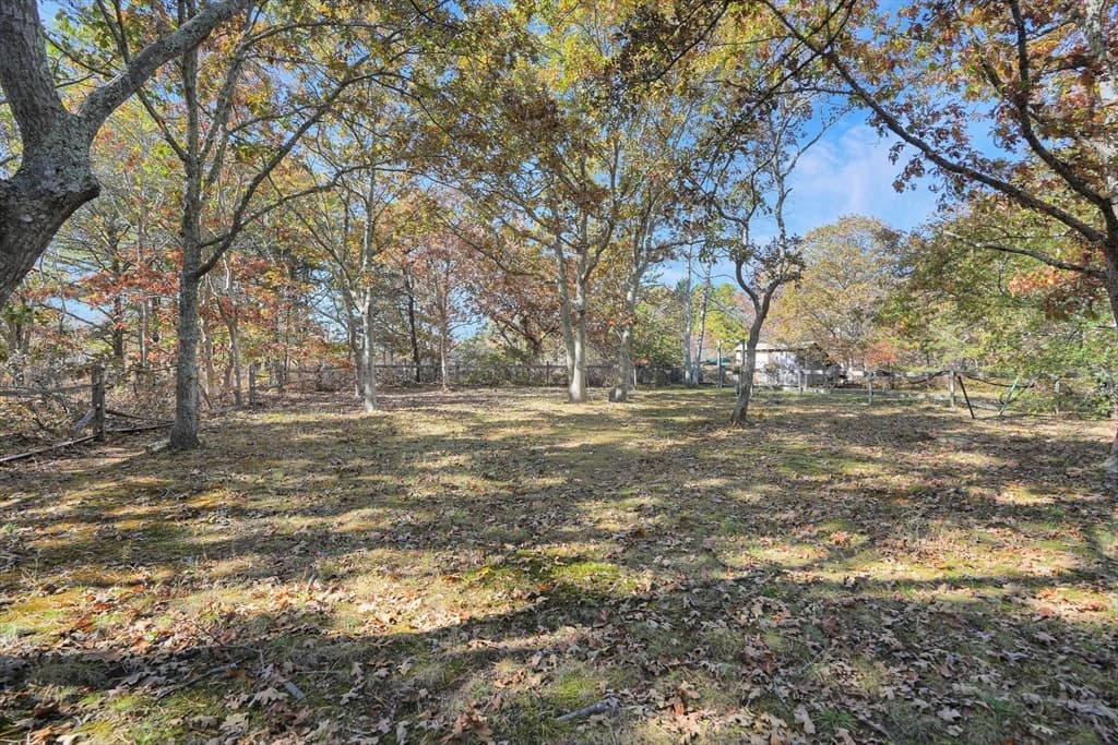 Single Family Residence at 25 Vineyard Meadow Farms Rd., West Tisbury MA 02575, photo 24 of 29