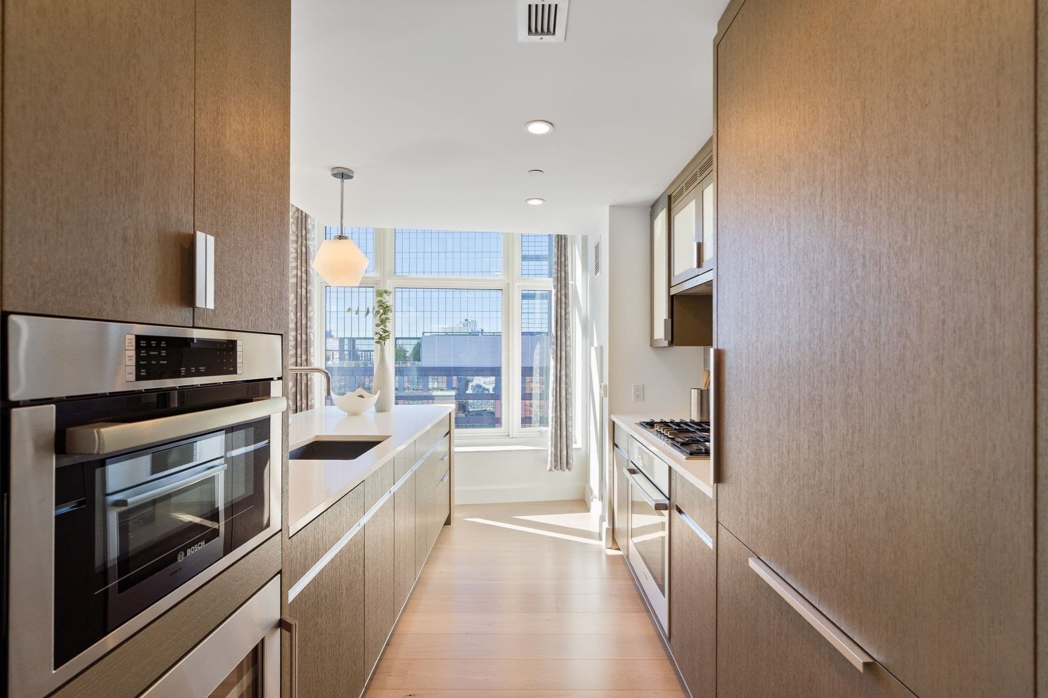 Condominium at 100 Lovejoy Wharf # 1B, Boston MA 02114, photo 13 of 41