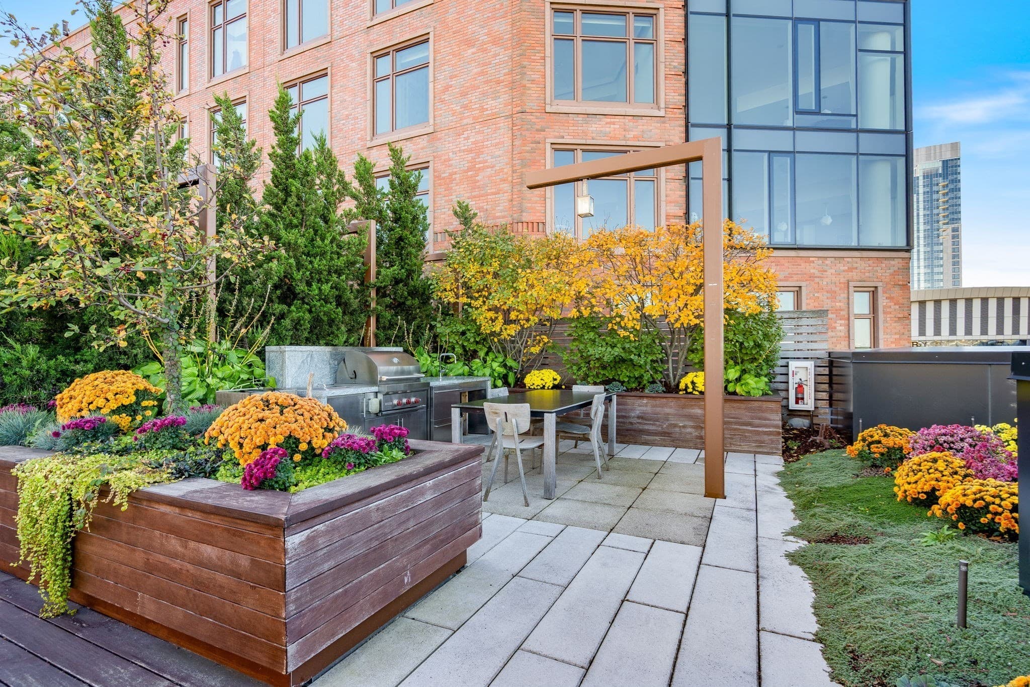 Condominium at 100 Lovejoy Wharf # 1B, Boston MA 02114, photo 26 of 41