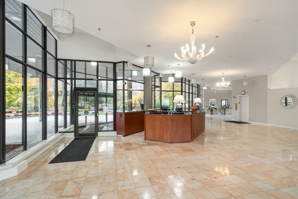 Condominium at 250 Hammond Pond Parkway # 1604N, Newton MA 02467, Newton, photo 5 of 27