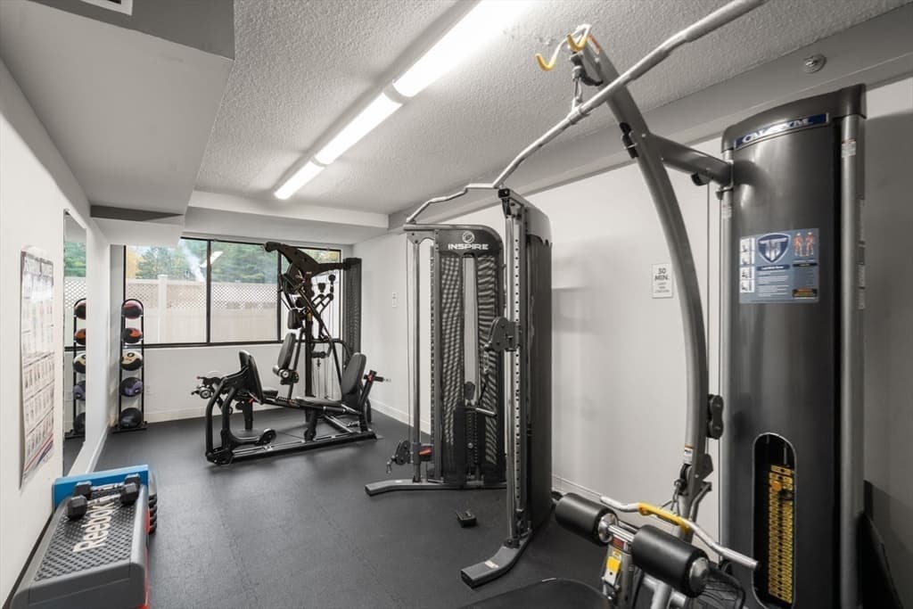 Condominium at 250 Hammond Pond Parkway # 1604N, Newton MA 02467, Newton, photo 24 of 27