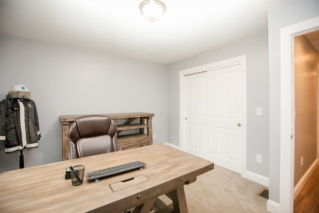 Single Family Residence at 33 Rhinecliffe Road, Swansea MA 02777, photo 22 of 37