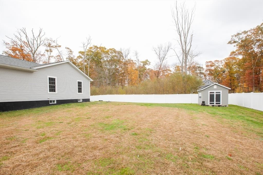 Single Family Residence at 33 Rhinecliffe Road, Swansea MA 02777, photo 35 of 37