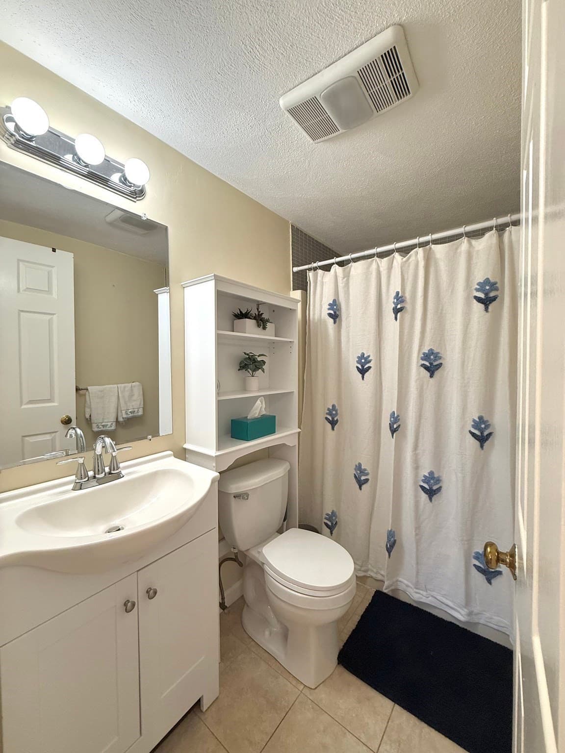 Condominium at 28 Claremont Ter # 6, Swampscott MA 01907, Swampscott, photo 17 of 27