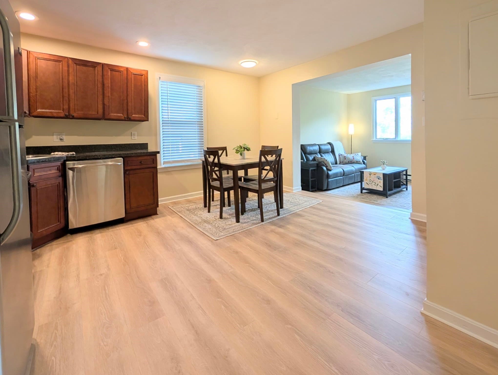 Condominium at 28 Claremont Ter # 6, Swampscott MA 01907, Swampscott, photo 3 of 27