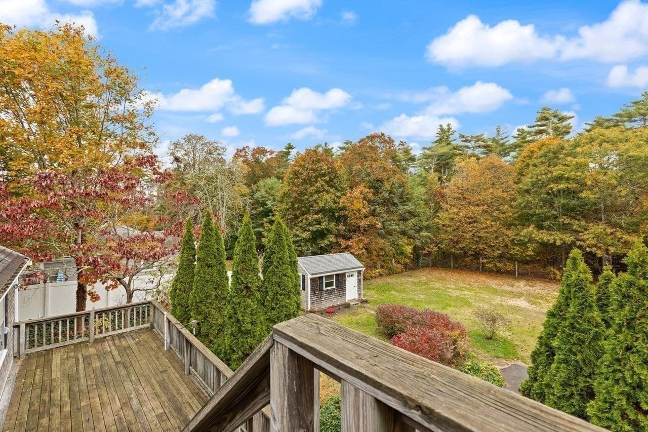 Single Family Residence at 10 Oak St, Wareham MA 02571, photo 32 of 41