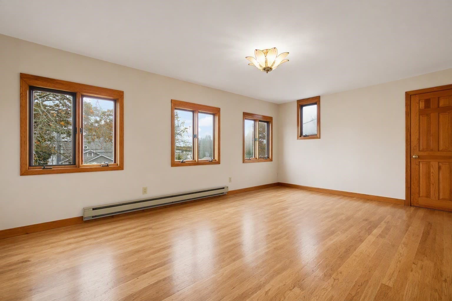 Single Family Residence at 10 Oak St, Wareham MA 02571, photo 21 of 41