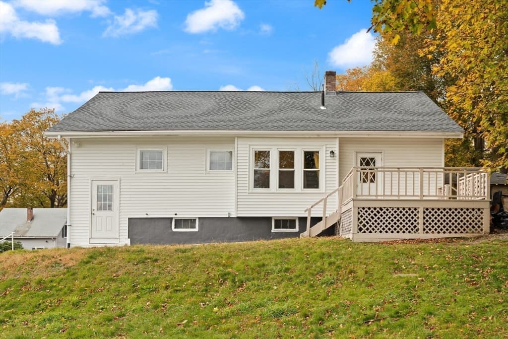 10 Minthorne St, Worcester MA 01603 photo 3