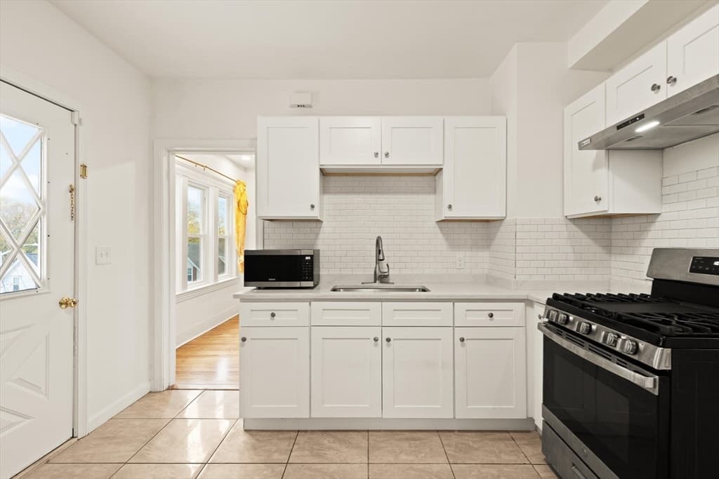 10 Minthorne St, Worcester MA 01603 photo 18