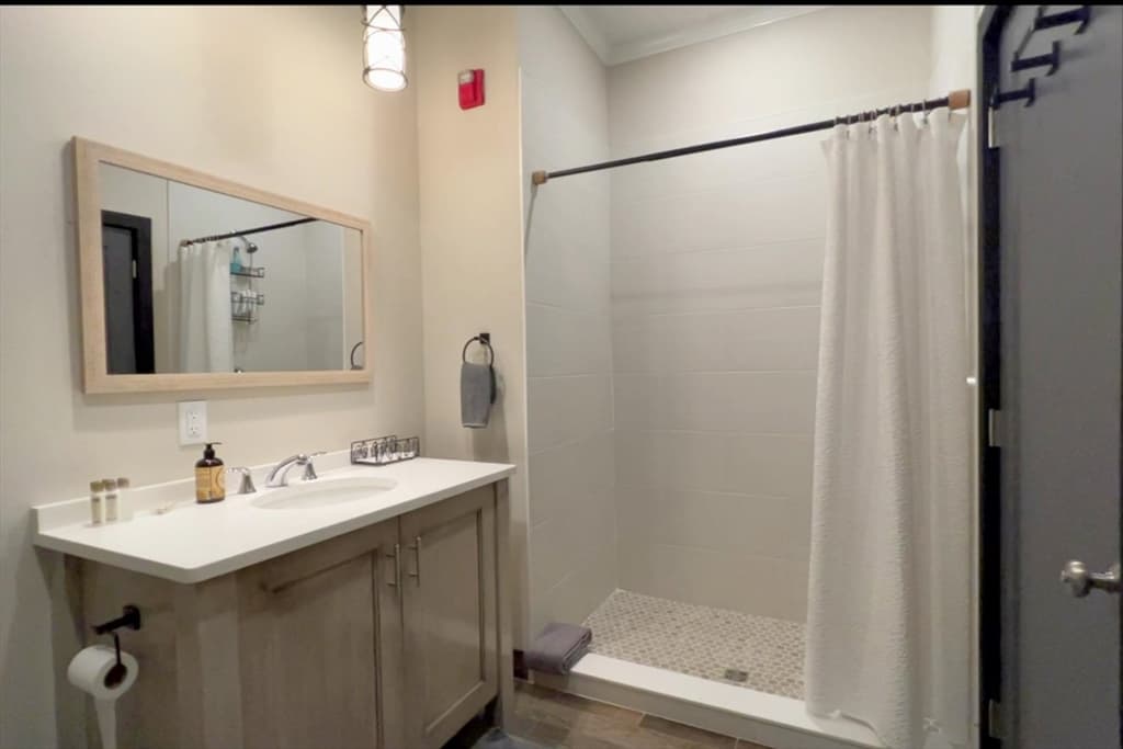 156 Teaticket Highway, Falmouth MA 02536 photo 23