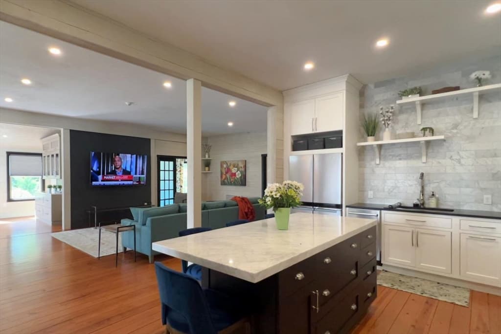 156 Teaticket Highway, Falmouth MA 02536 photo 9
