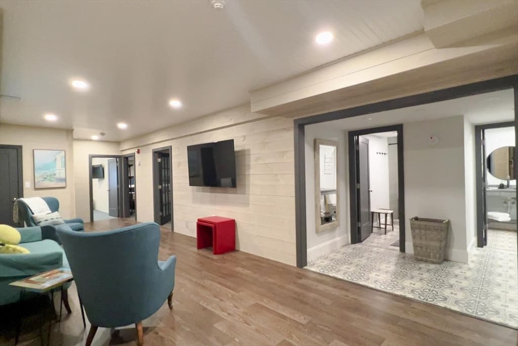 156 Teaticket Highway, Falmouth MA 02536 photo 15