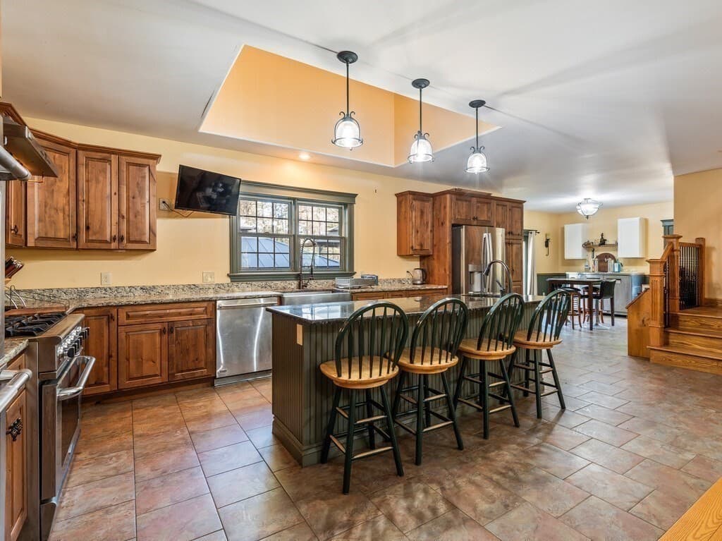 1082 Old Dana Rd, Barre MA 01005 photo 4