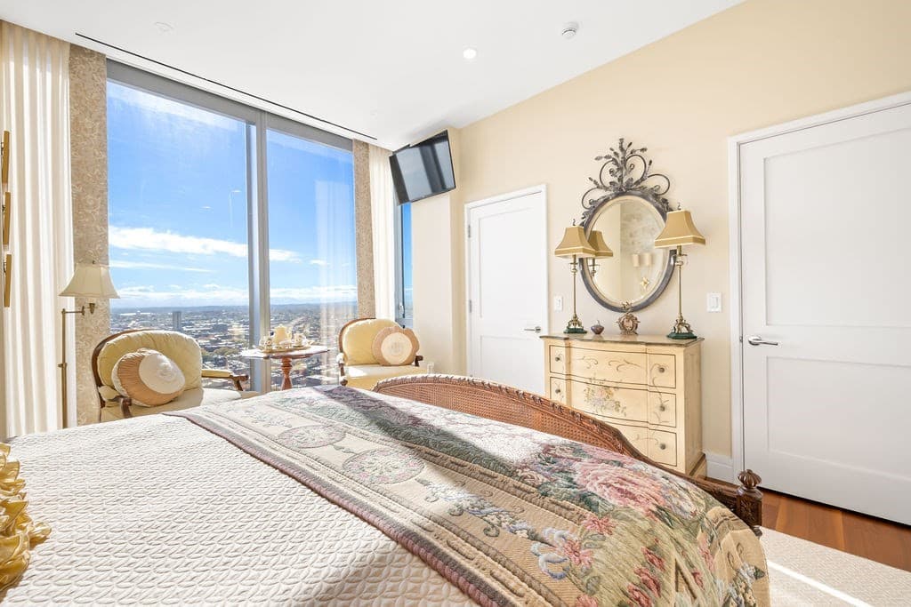 Condominium at 1 Dalton St # 3205, Boston MA 02115, photo 18 of 42