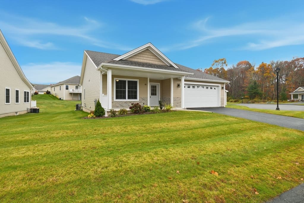 32 Lodge Lane # 32, Wilbraham MA 01095