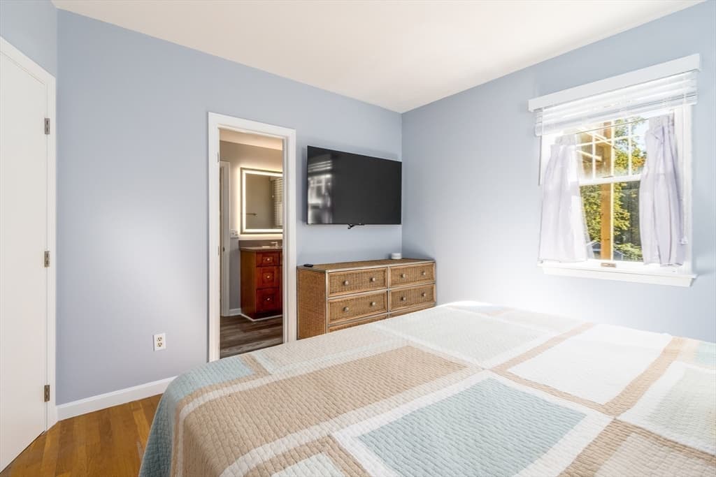9 Honeysuckle Ln, Orleans MA 02653 photo 13