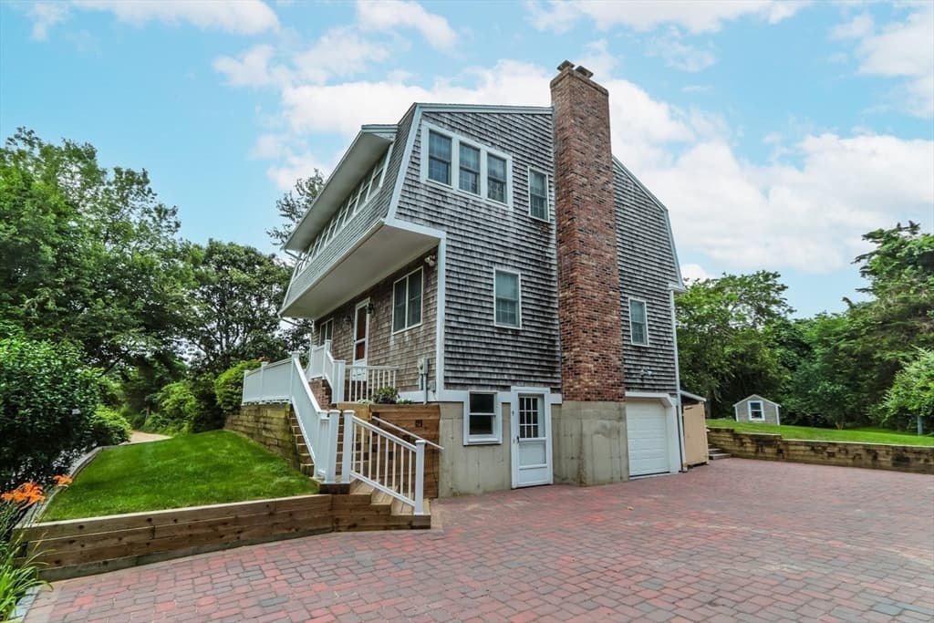 9 Honeysuckle Ln, Orleans MA 02653 photo 4