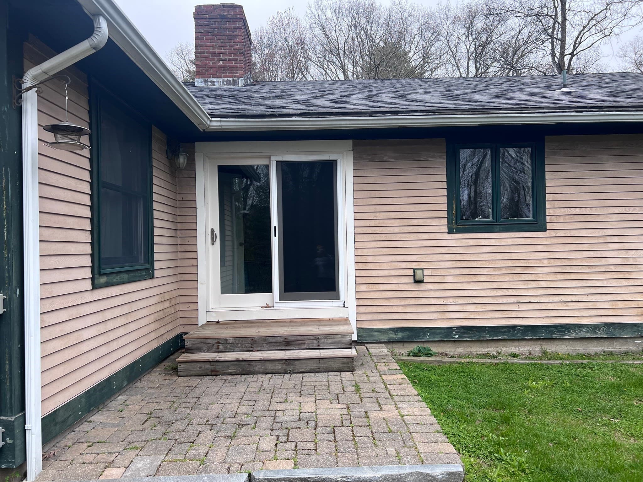 Single Family Residence at 601 Newburyport Turnpike, Rowley MA 01969, photo 2 of 22