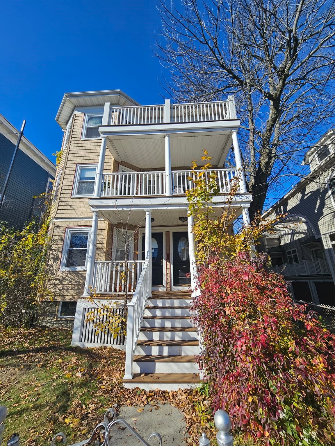 13 Roberts Rd, Cambridge MA 02138